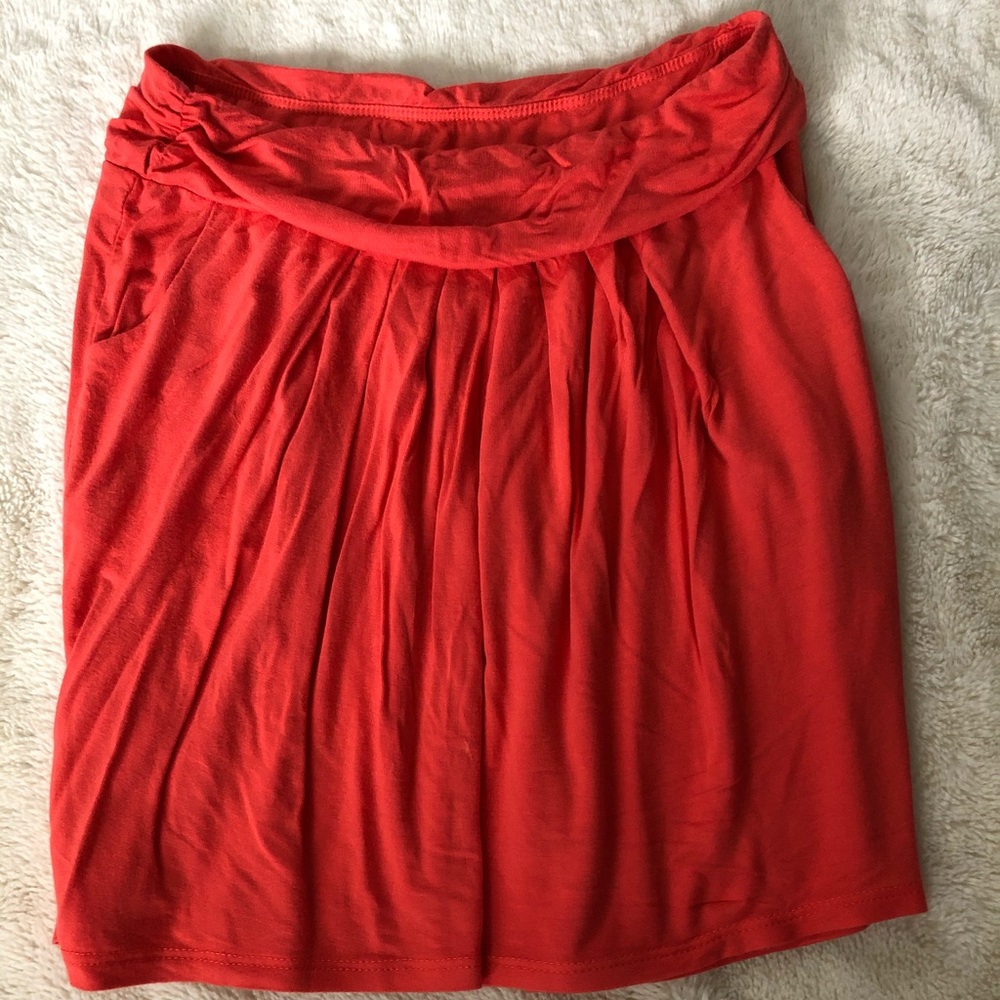 Venus coral skirt with pockets
